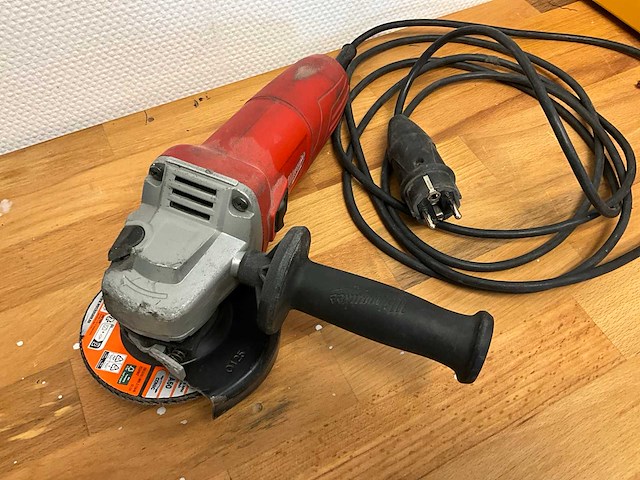 Milwaukee ag 10-125 haakse slijpmachine - afbeelding 2 van  3