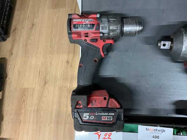 Milwaukee boormachine & slagmoersleutel - afbeelding 3 van  7