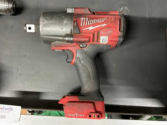 Milwaukee boormachine & slagmoersleutel - afbeelding 5 van  7