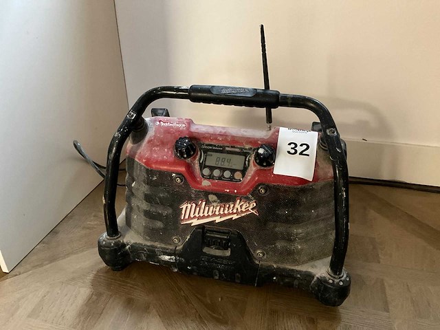 Milwaukee bouwradio - afbeelding 1 van  4