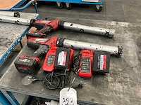 Milwaukee c18 pcg accu lijm- en kitspuiten (2x) - afbeelding 1 van  5
