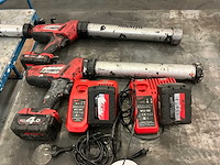 Milwaukee c18 pcg accu lijm- en kitspuiten (2x) - afbeelding 3 van  5