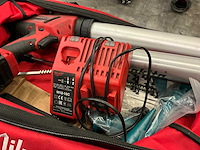 Milwaukee c18 pcg accu lijm- en kitspuiten - afbeelding 3 van  3