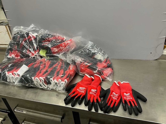 Milwaukee comfort cut level 1 werkhandschoen - afbeelding 4 van  4