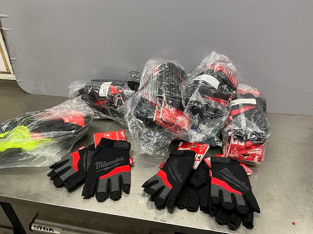 Milwaukee comfort fingerless werkhandschoen - afbeelding 2 van  5
