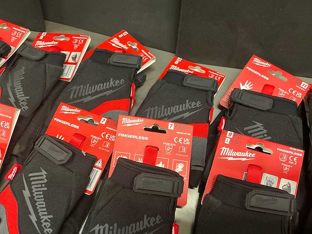 Milwaukee fingerless paar werkhandschoen (26x) - afbeelding 6 van  8