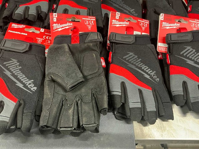 Milwaukee fingerless paar werkhandschoen (26x) - afbeelding 8 van  8