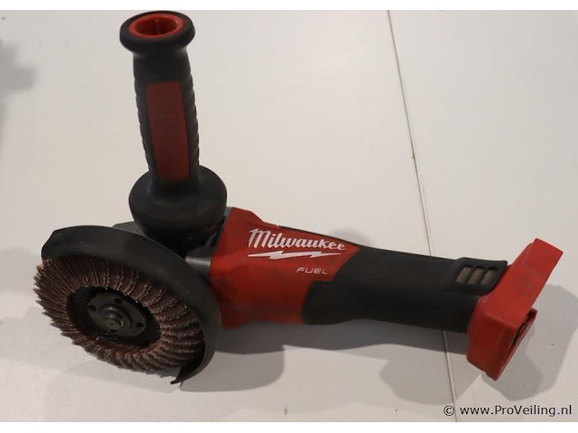 Milwaukee fuel accu haakse slijpmachine m18 cag125x - afbeelding 1 van  4