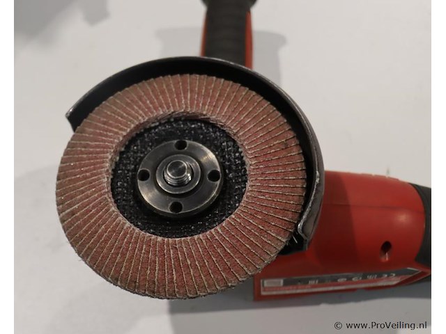 Milwaukee fuel accu haakse slijpmachine m18 cag125x - afbeelding 3 van  4