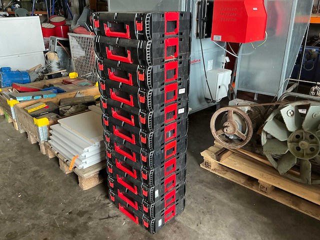 Milwaukee gereedschapskoffers (11x) - afbeelding 1 van  6