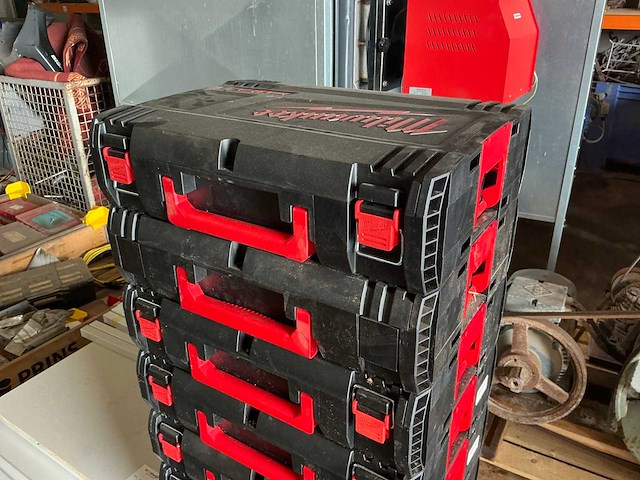 Milwaukee gereedschapskoffers (11x) - afbeelding 2 van  6