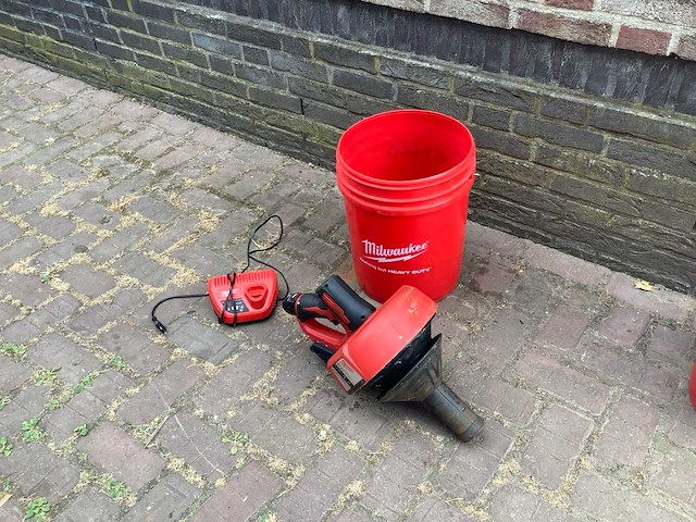 Milwaukee m12 bcd8 ontstoppingsmachine - afbeelding 2 van  5