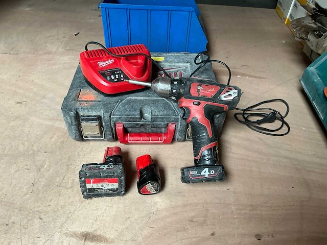 Milwaukee m12 bpd schroefboormachine - afbeelding 1 van  2