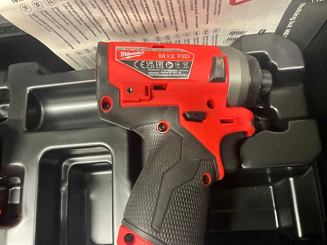 Milwaukee m12 fid slagschroevendraaier - afbeelding 3 van  4