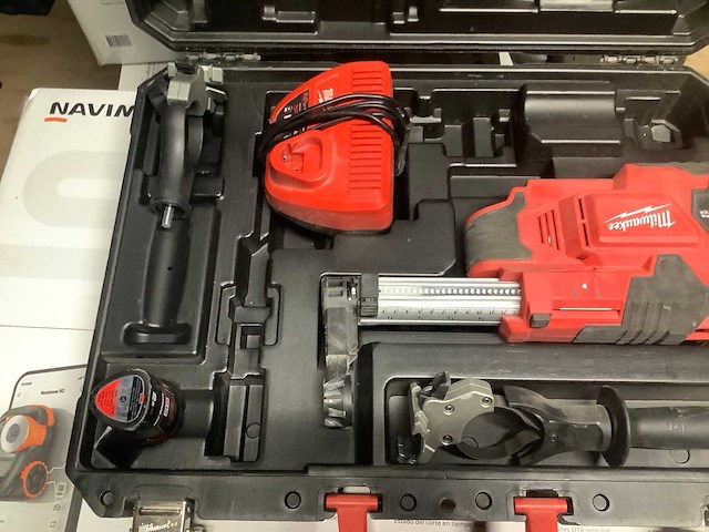 Milwaukee m12de stofafzuiging - afbeelding 4 van  5