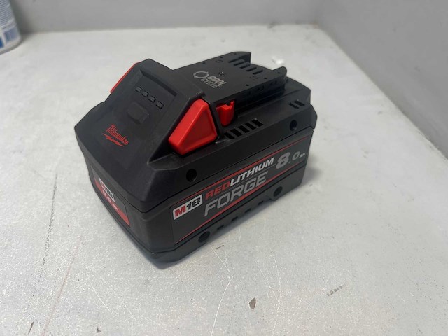 Milwaukee m18 fb8 forge™ 8.0 ah accu - afbeelding 2 van  2