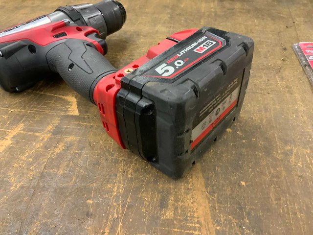 Milwaukee m18 fdd accu schroefboormachine 18v (2x) - afbeelding 5 van  8
