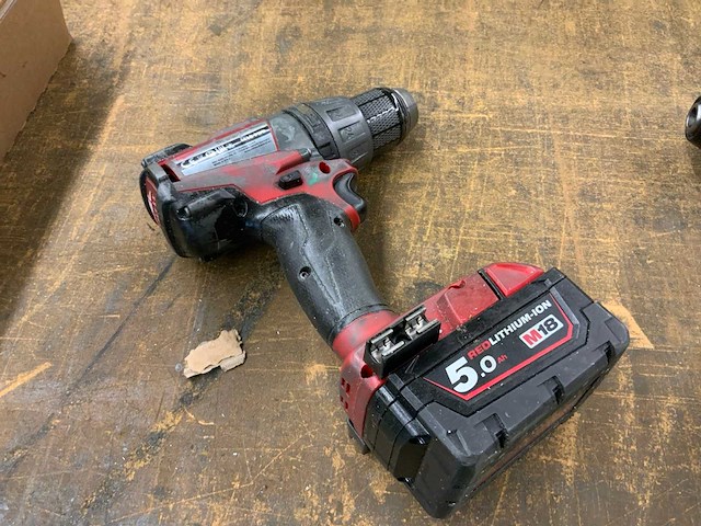 Milwaukee m18 fdd accu schroefboormachine 18v (2x) - afbeelding 8 van  8