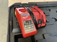 Milwaukee m18 gg vetspuit - afbeelding 7 van  7