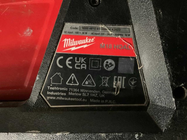 Milwaukee m18 hoal bouwlamp - afbeelding 3 van  3
