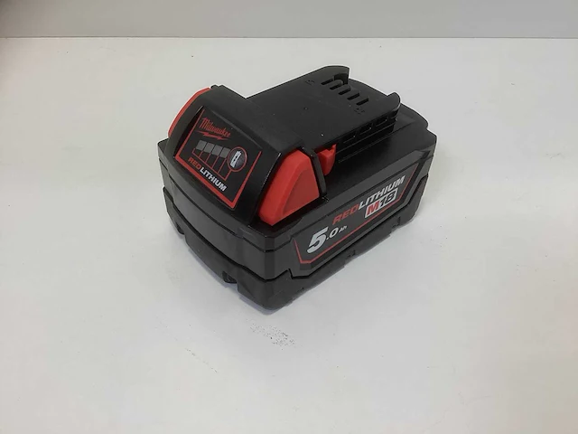 Milwaukee m18b5 18v-5ah accu - afbeelding 2 van  4