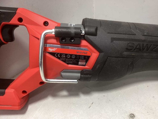 Milwaukee milwaukee m18 fsz-0x 18v li-ion accu reciprozaag reciprozaag - afbeelding 3 van  3