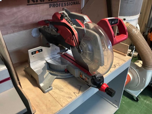 Milwaukee ms305 db afkortcirkelzaagmachine - afbeelding 7 van  7