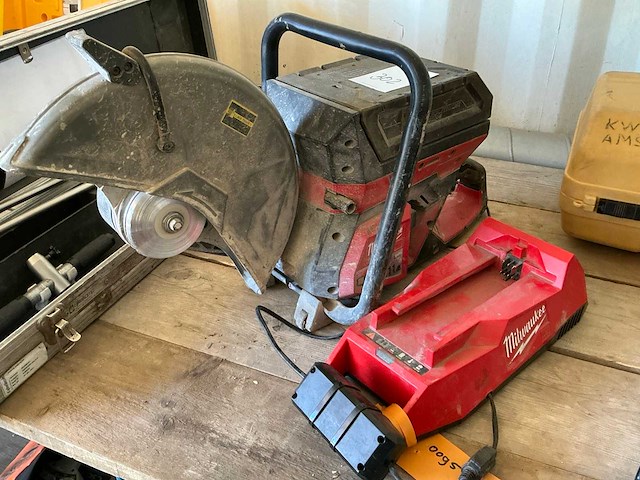 Milwaukee mxs cos350 cirkelzaagmachine - afbeelding 1 van  4