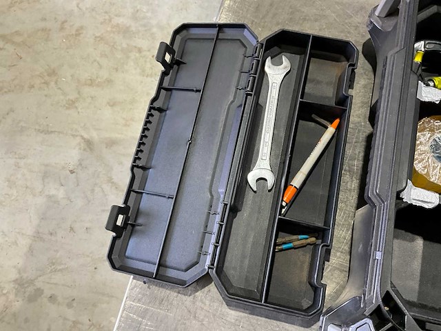 Milwaukee packout gereedschapskoffer - afbeelding 2 van  7