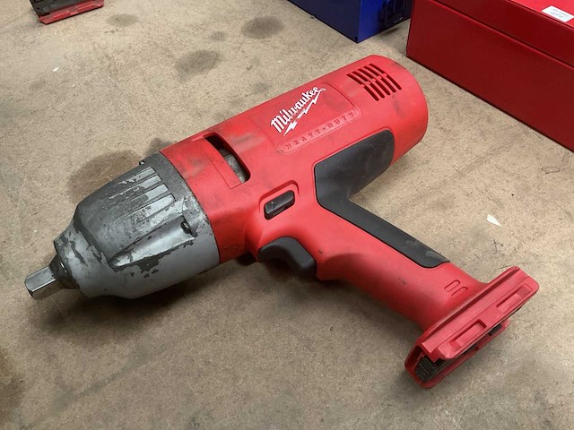 Milwaukee piw 18 slagmoersleutel (2x) - afbeelding 1 van  6