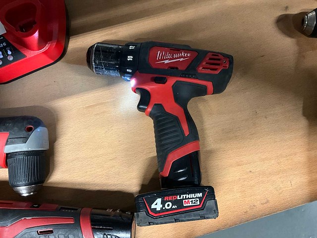 Milwaukee schroefboormachine (3x) - afbeelding 3 van  5