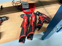 Milwaukee schroefboormachine (3x) - afbeelding 1 van  4