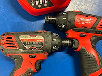 Milwaukee schroefboormachine (4x) - afbeelding 3 van  4