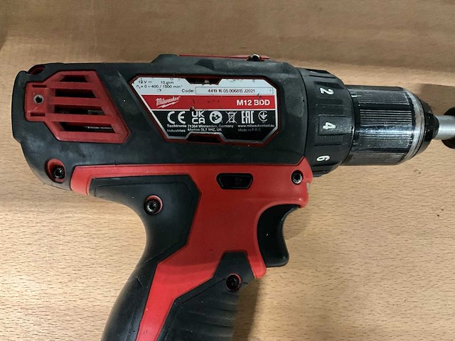 Milwaukee schroefboormachine (4x) - afbeelding 3 van  5