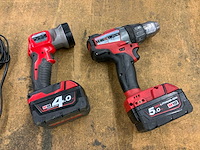 Milwaukee schroefboormachine en ledlamp - afbeelding 2 van  7