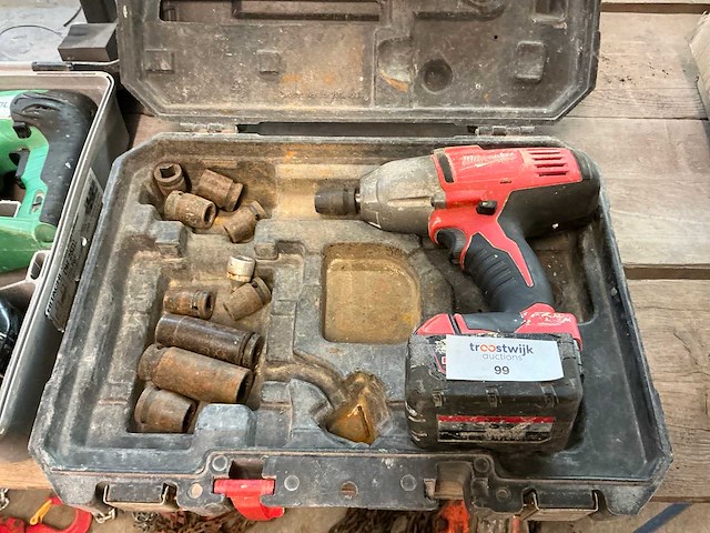Milwaukee slagmoersleutel - afbeelding 1 van  3