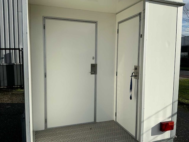 Mindervalide badkamer - afbeelding 17 van  19