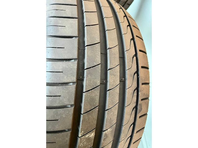 Minerva radial f banden - afbeelding 7 van  8