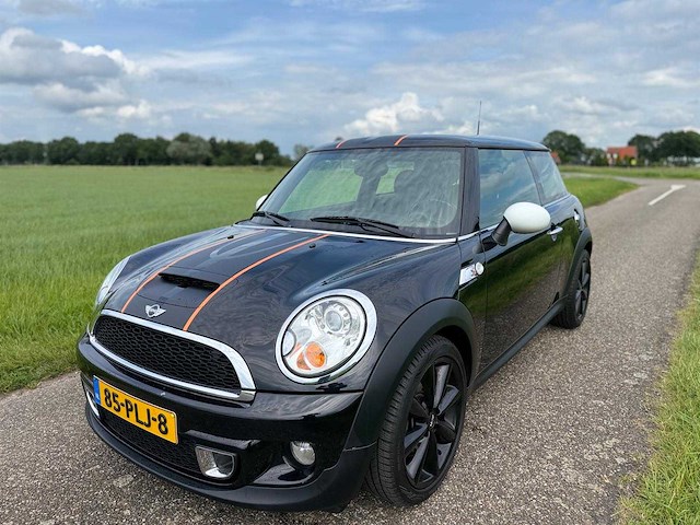 Mini - 1.6 cooper s chili - 3-deurs - personenauto - 85-plj-8 - afbeelding 1 van  17