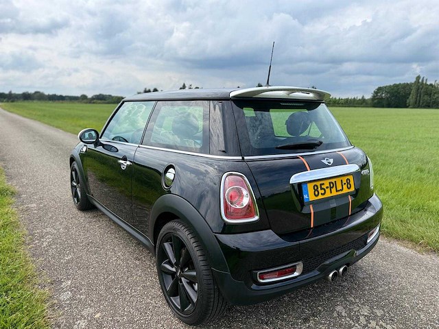 Mini - 1.6 cooper s chili - 3-deurs - personenauto - 85-plj-8 - afbeelding 13 van  17