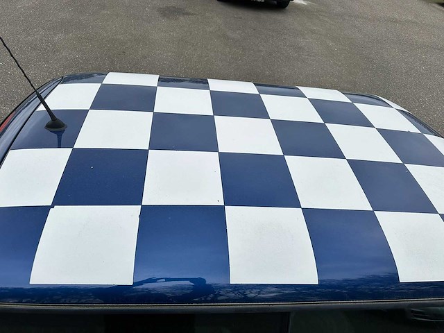 Mini - 2001 - mini - 1.6 one - 31-jvh-8 - afbeelding 3 van  12