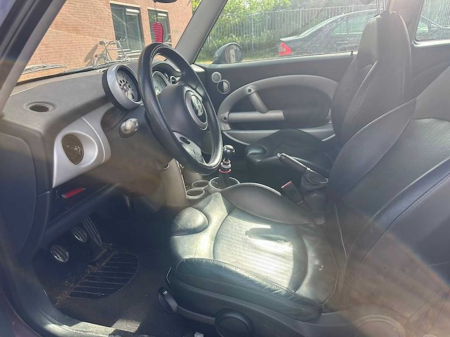Mini - 2002 - 3-deurs - 1.6 one salt - personenauto - afbeelding 3 van  19