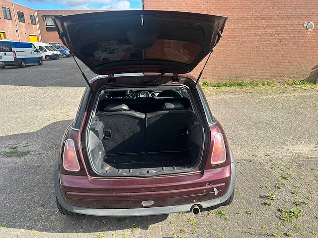 Mini - 2002 - 3-deurs - 1.6 one salt - personenauto - afbeelding 19 van  19