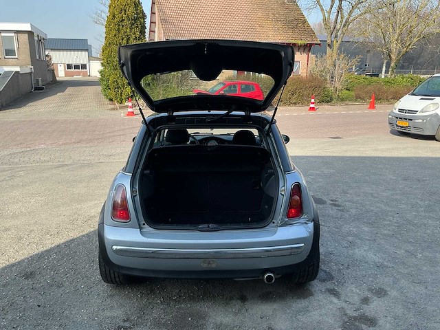Mini - 2003 - mini - 1.6 cooper pepper - personenauto (36-ls-zv) - afbeelding 10 van  25