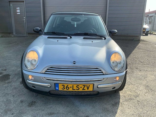 Mini - 2003 - mini - 1.6 cooper pepper - personenauto (36-ls-zv) - afbeelding 12 van  25