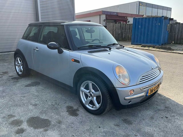 Mini - 2003 - mini - 1.6 cooper pepper - personenauto (36-ls-zv) - afbeelding 19 van  25