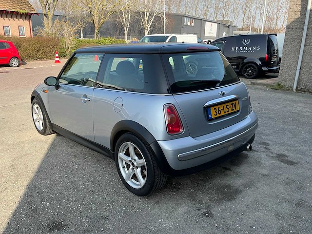 Mini - 2003 - mini - 1.6 cooper pepper - personenauto (36-ls-zv) - afbeelding 22 van  25