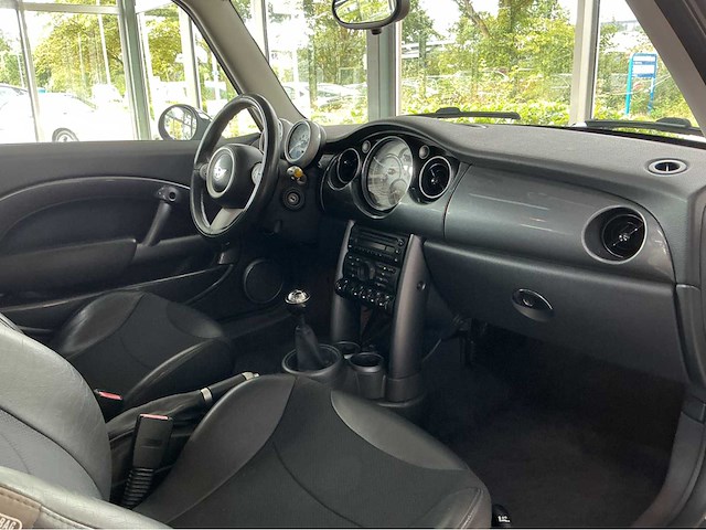 Mini - 2005 - 3-deurs - 1.6 cooper chili - marge auto kenteken 45-rd-rb - afbeelding 10 van  28