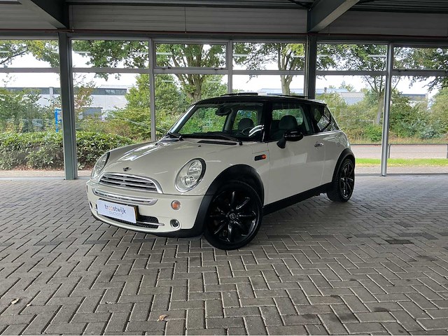 Mini - 2005 - 3-deurs - 1.6 cooper chili - marge auto kenteken 45-rd-rb - afbeelding 1 van  28