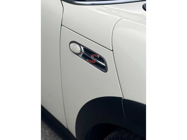 Mini - 2005 - 3-deurs - 1.6 cooper s - personenauto - afbeelding 10 van  15